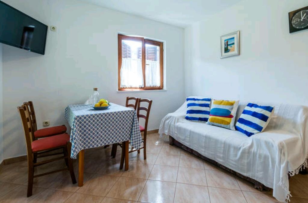 Apartments Bralic Vis Esterno foto